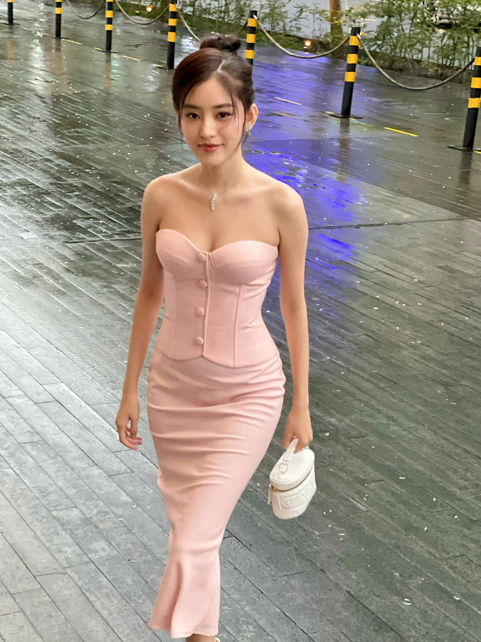 Ngô thùy trâm 7